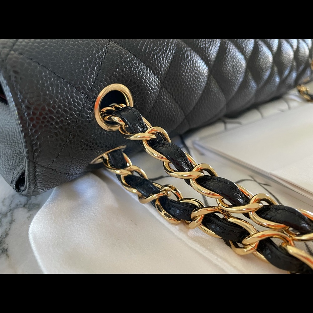 Chanel classic flap maxi bag caviar black w/gold - Picture 10 of 11